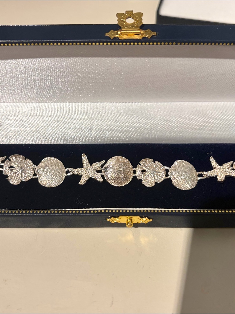 Silver Shell & Starfish Charm Bracelet - Women’s Beach Bracelet